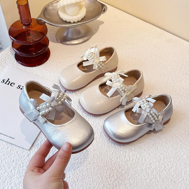 Girls leather shoes 2025 new children's pearl bow princess shoes girls show single shoes soft-soled Mary Jane shoes