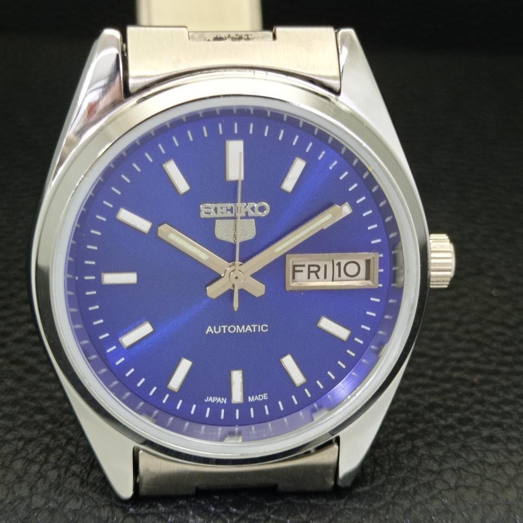 VINTAGE SEIKO 5 AUTOMATIC REFURBISHED JAPAN MENS BLUE COLOR DIAL WATCH a440637-9 Sk-a440637-1