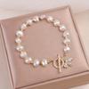 1 stuks Imitatieparel Armband, Modieuze en Eenvoudige Kleine Bij Hanger Armband voor Dames