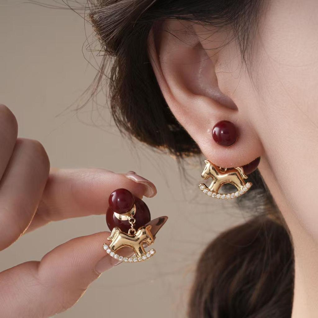 Retro Red Little Horse Beaded Stud Earrings: Elegant, Versatile, Two-Way Design
