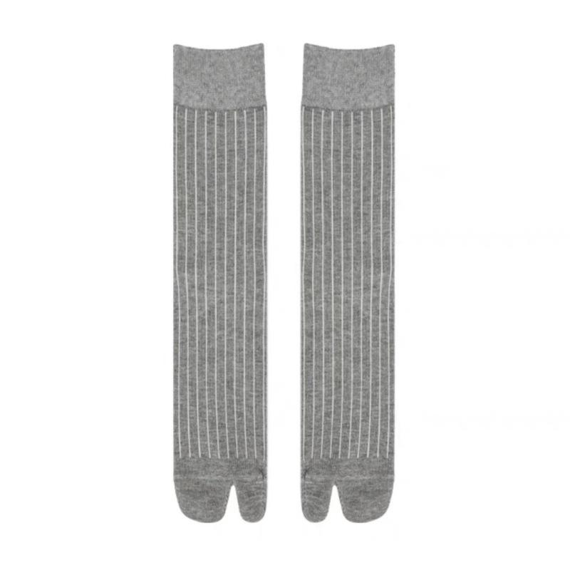 

Минималистичные носки до середины икры с раздельным пальцем в японском стиле - Широкая вертикальная полоска, Однотонные, Идеально под обувь с пальцами и носки-скранчи One Size светло-серый