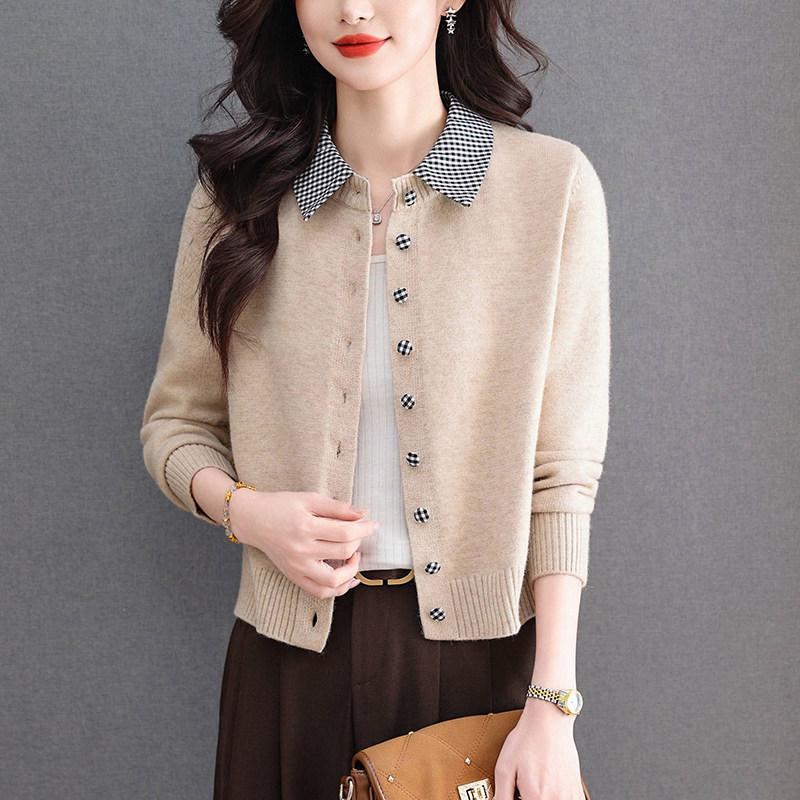 Women's Spring 2026 Lapel Knit Cardigan: Multi-Button Patchwork Color Block Style, Short Age-Reducing Jacket