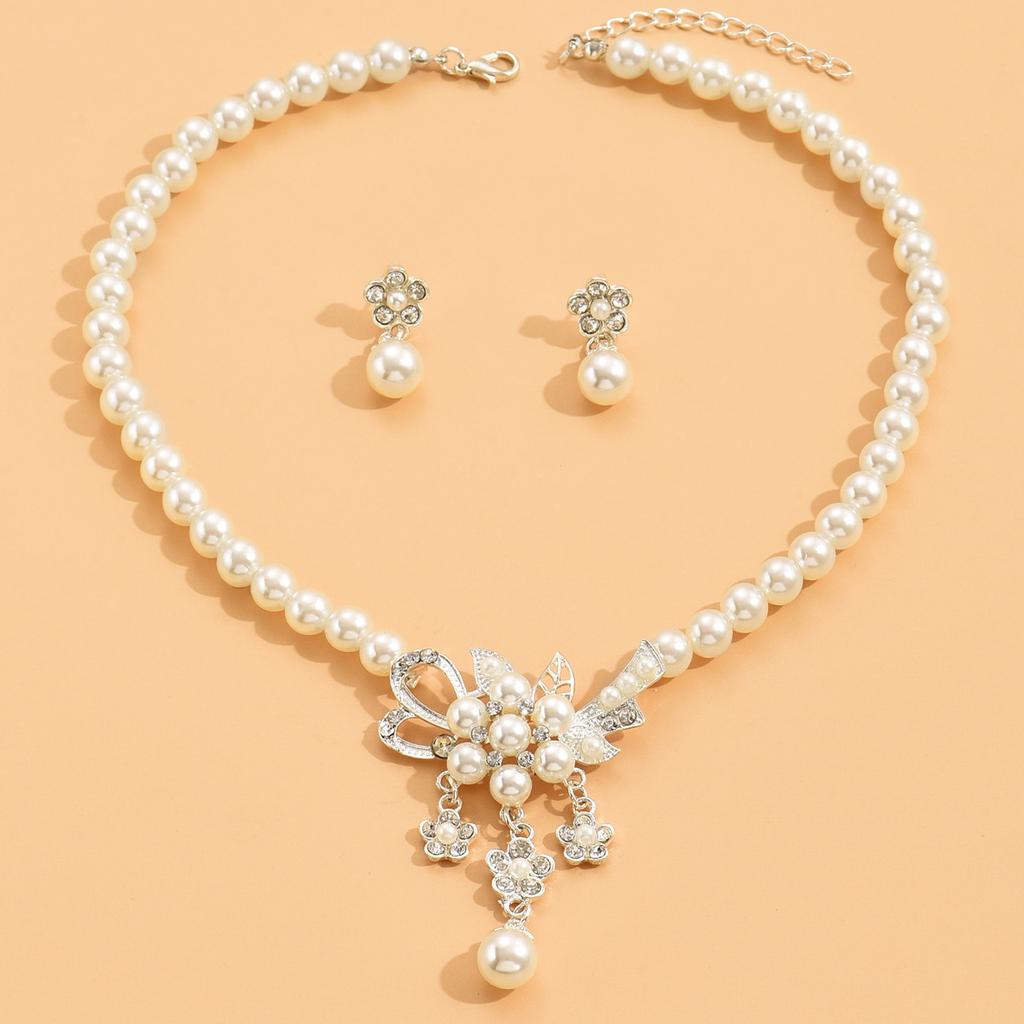 Brand New Pearl Flower Necklace Earrings Set Women's Jewelry Alloy Electroplated