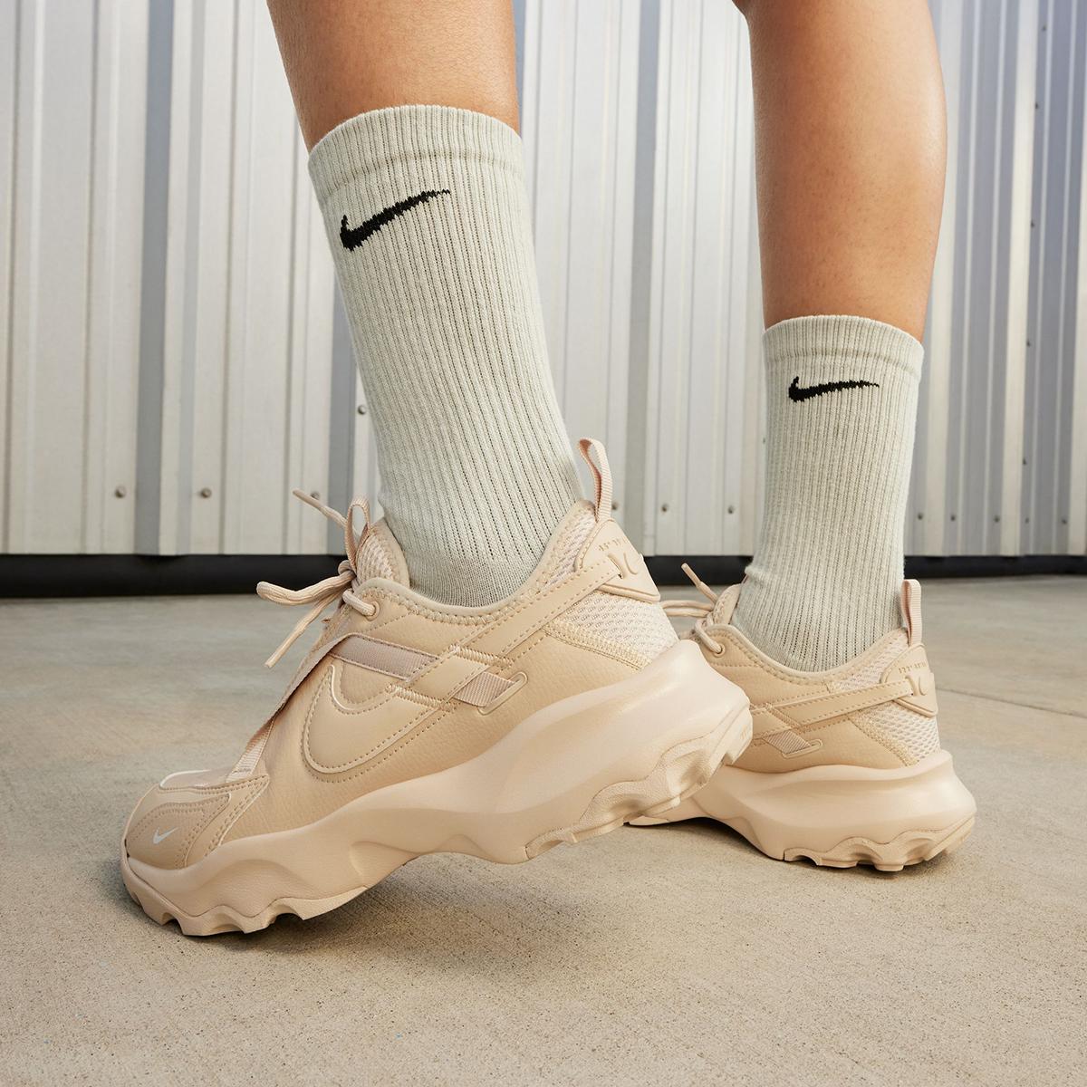 

[Nike] Women s Nike TC 7900 TRK3, HF1055, 1010111037, Popular Korean Shoes 270