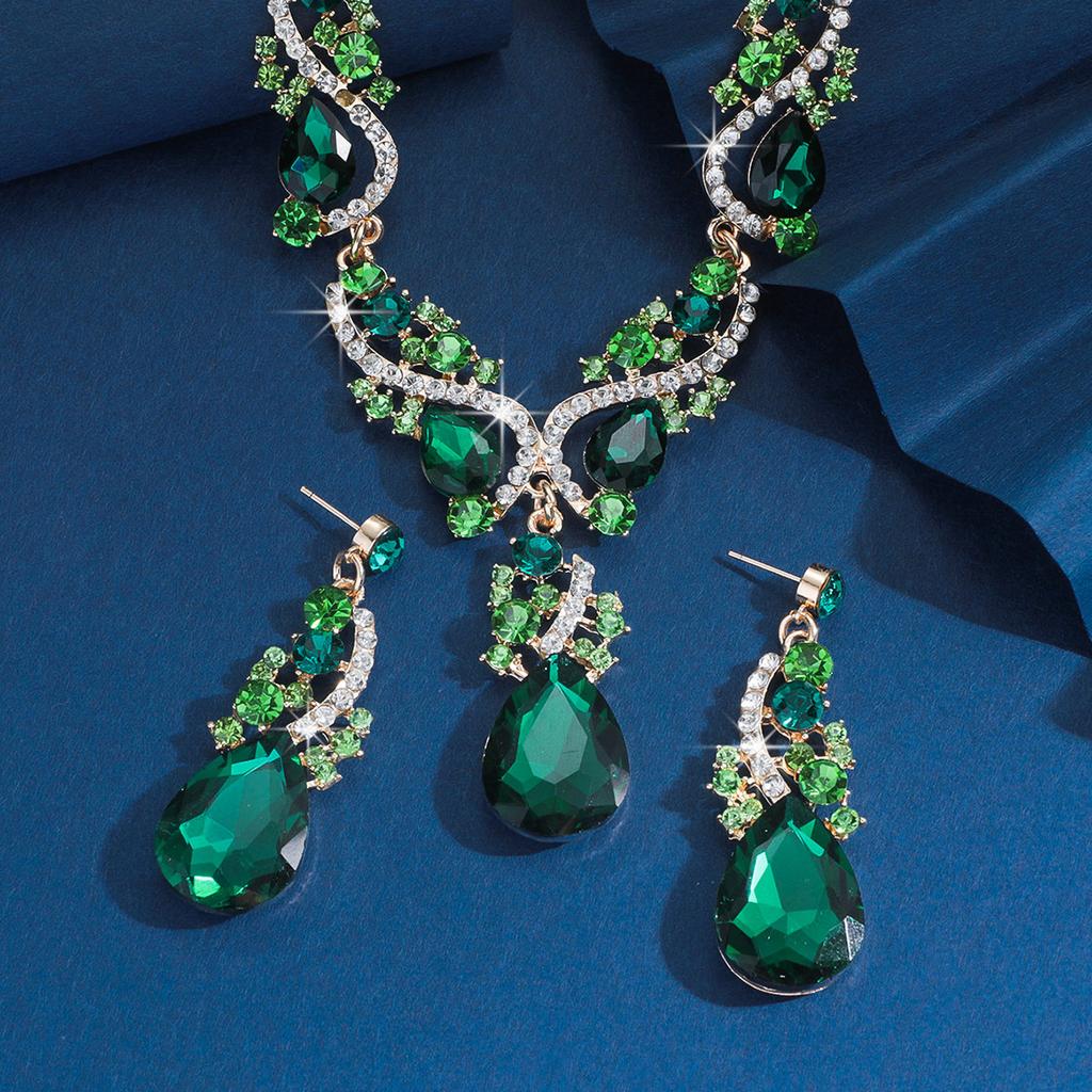 3PC Fashion Charm Zircon Set with Rhinestone Crystal, Large Water Drop Necklace, Earrings, Bridal Wedding Accessories -9249