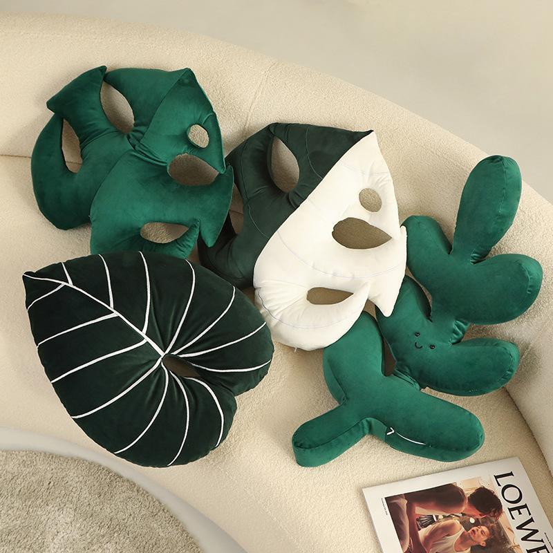 Nordic Style Green Lifelike Leaf Plush Pillow Smile Face Plantain Leaves Love Shape Nap Sleep Cushion Sofa Decor Gift