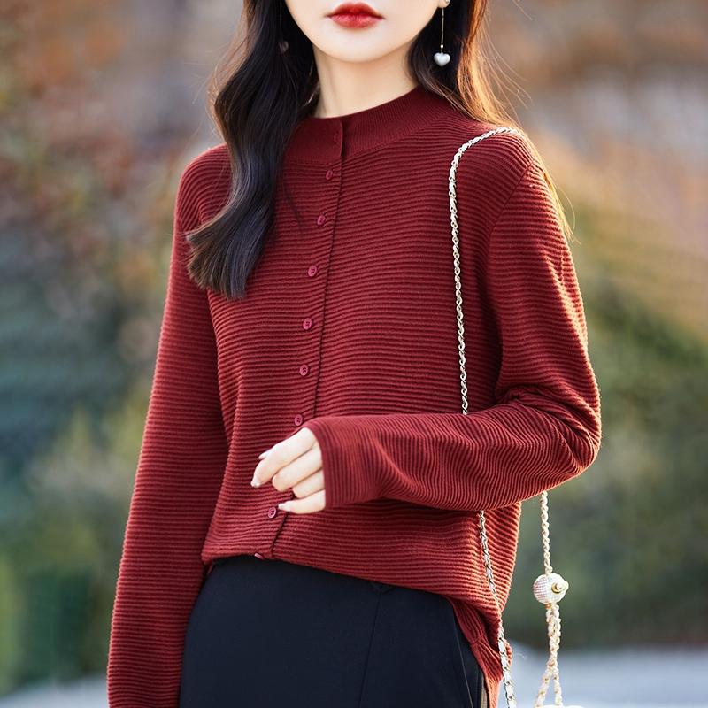 Leichte Strickjacke für Damen aus 50 % Wolle und 50 % Maulbeerseide – vielseitige Strickware für 4 Jahreszeiten für ganzjährigen Komfort und Stil