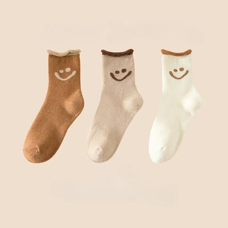 3 Pairs Women's Mid-tube Socks Ankle Socks Vertical Stripes Spring and Autumn Socks Sports Cotton Socks