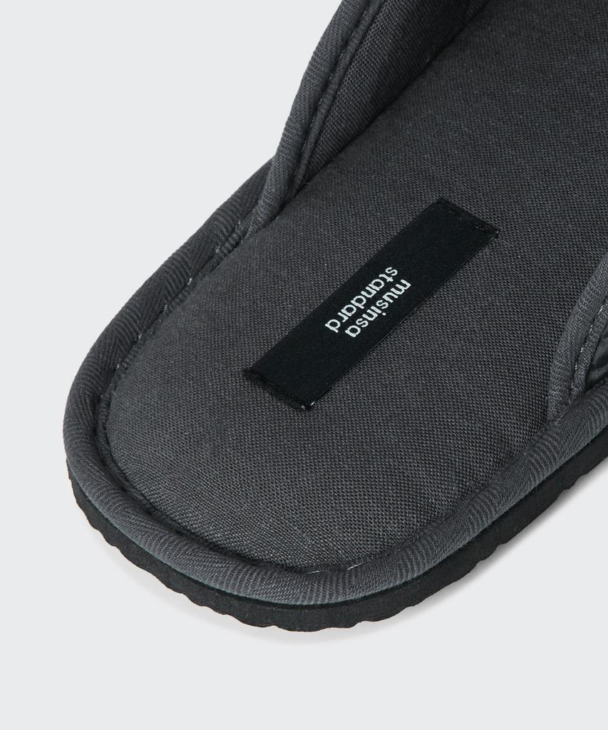 Musinsa Standard Onion Quilted Room Shoes [Charcoal Gray]