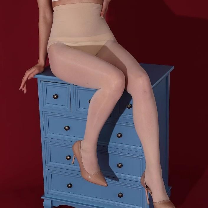 Horse Oil Black Stockings High Waist Oily Sexy Bare Leg Artifact Pantyhose Peach Buttocks Seamless Gear Anti-hook Silk