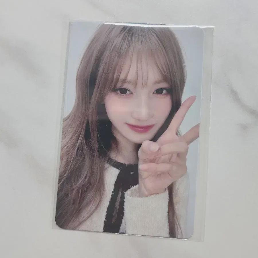 

Ive Ether Minive Popup Store Bonus Photo Card