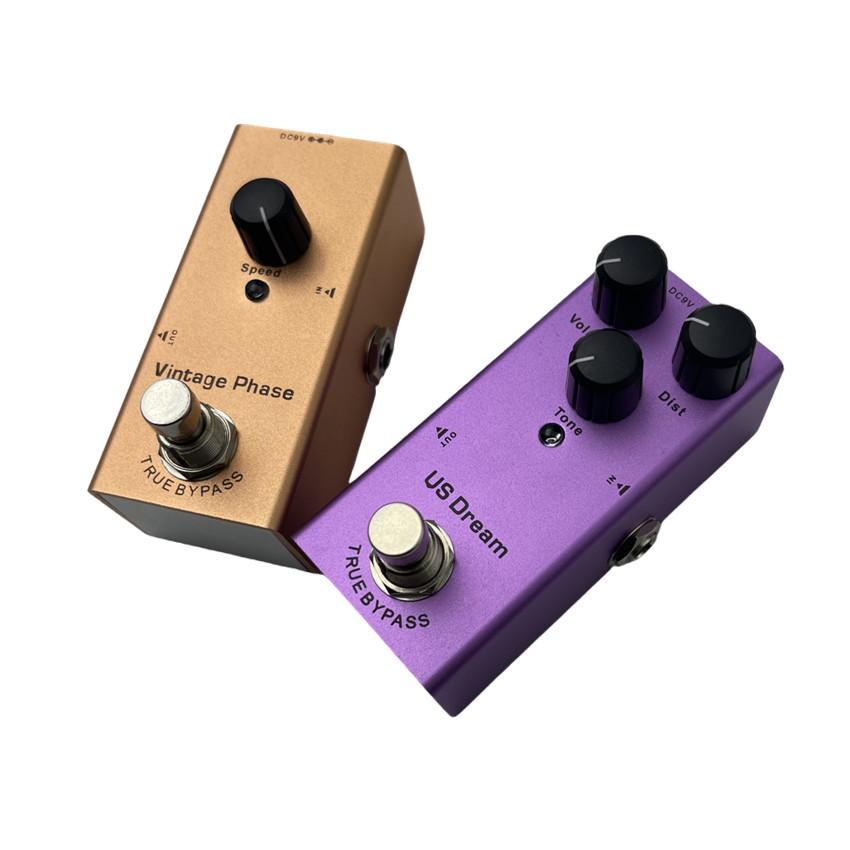Compact Professional Electric Guitar Effects Pedal with 10 Effects: Distortion, Delay, Chorus, Vibrato, and Sound Simulator.