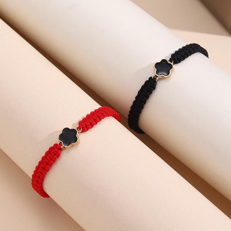Double-Sided Five-Leaf Clover Bracelet - Handmade Woven Friendship Jewelry for Students & Couples