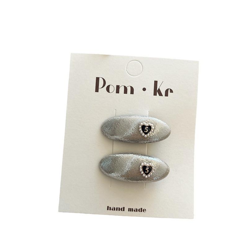 New Star Silver Leather Heart & Butterfly Diamond Hair Clip – Versatile Fashion Duckbill Hairpin