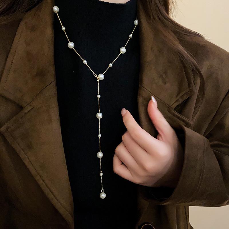 Exquisite Pearl Double-Layered Clavicle Necklace: French Elegance & Light Luxury Design