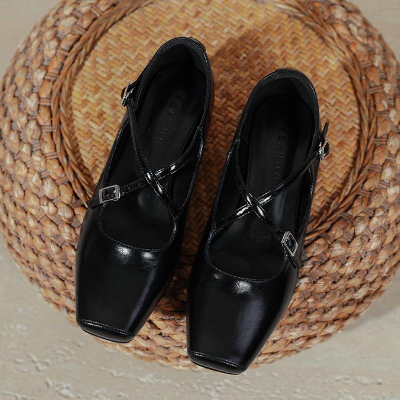French Cross Strap Mid-heeled Shoes Small Square Toe Retro Women's Shoes Thick Heel Shallow Mouth High Heels
