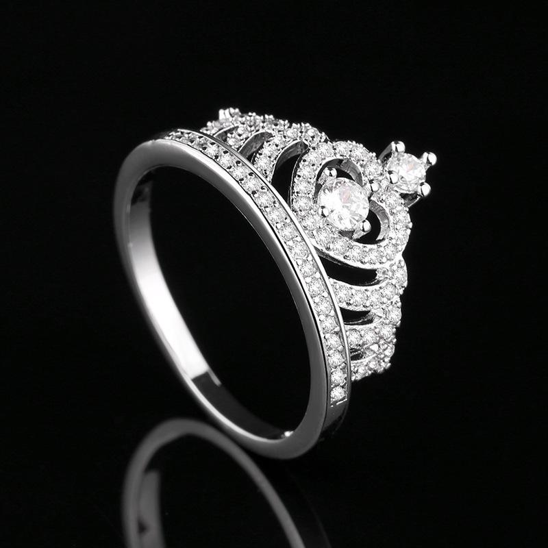 Luxury Zircon Crown Ring for Women: Elegant Micro-paved Wedding Jewelry