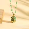 Smaragdkette Damen Retro Hofstil Edles Temperament Geometrischer Anhänger Accessoires