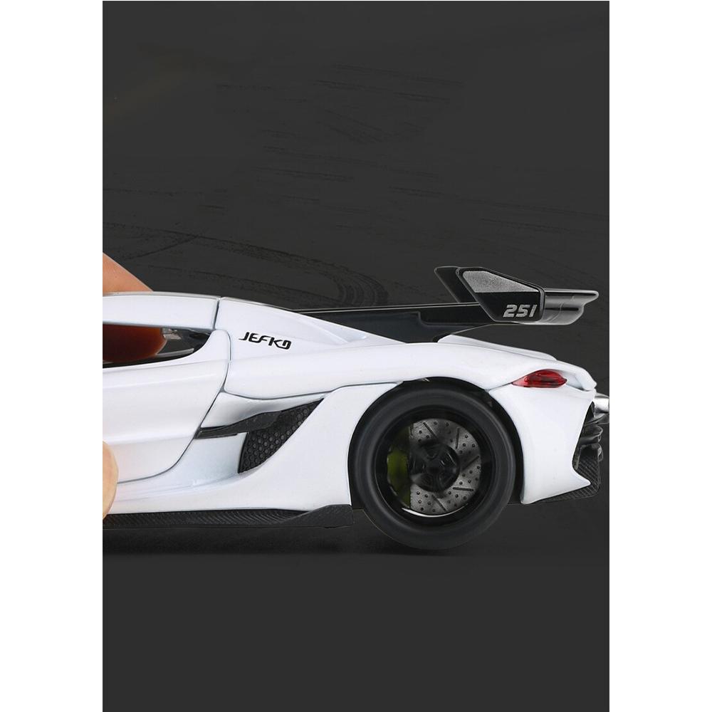 1/32 Scale Koenigsegg Jesko Zinc Alloy Model Car, with Light & Sound & Pull-Back Diecast Toys Gifts Collections Decorations For Boys