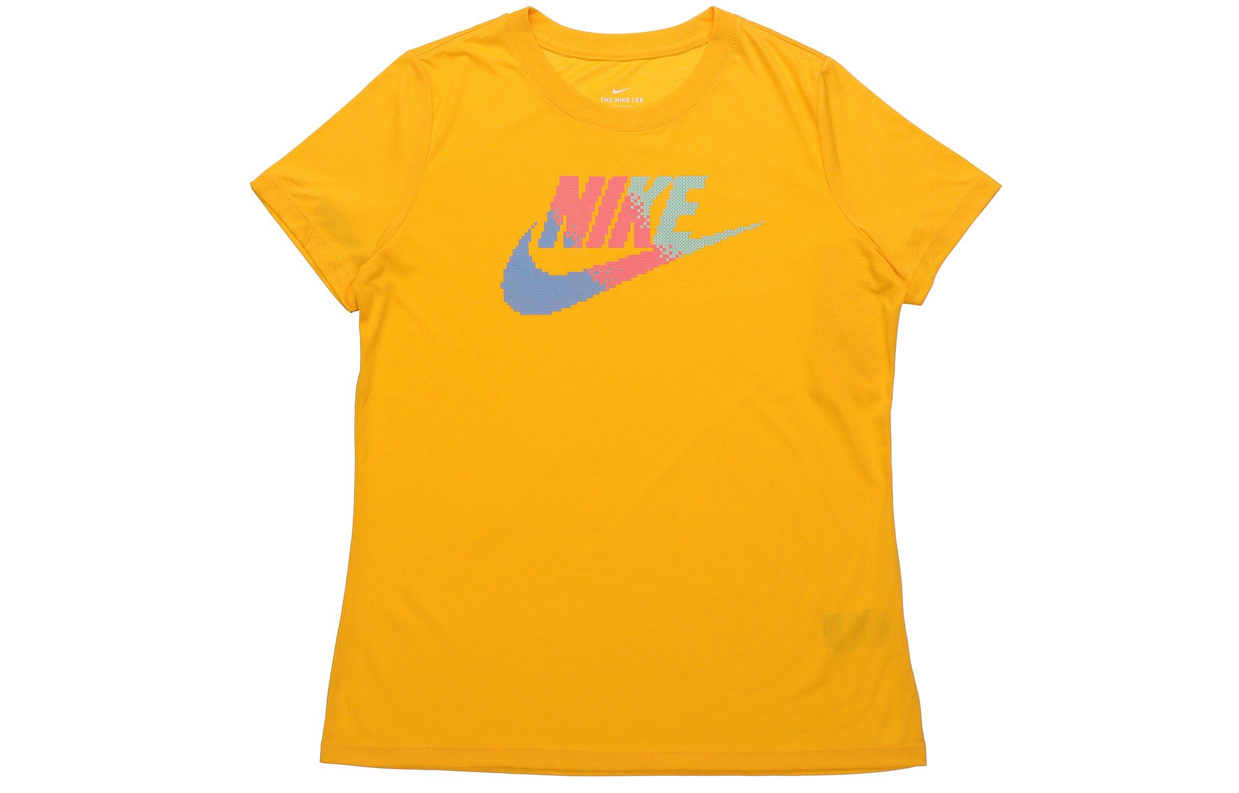Nike T Shirts Women s Yellow Crew Neck Moderate Straight Fit CQ0961-739 XL