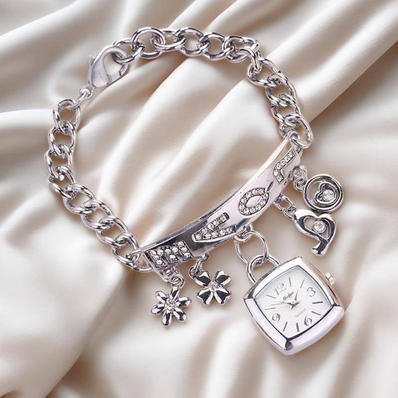 Fashion Women's Bracelet Watch Diamond Pendant for Girls' Watch Casual Versatile Decorative Quartz Watch for Women