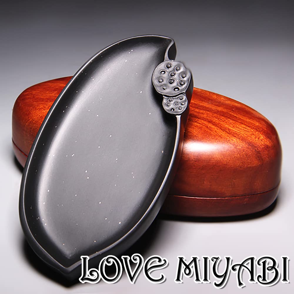 LOVE MIYABI Shezhou comes in a beautiful camphor wood Made from Dragontail Venus this inkstone is one of four great alongside the and Chenni Made from