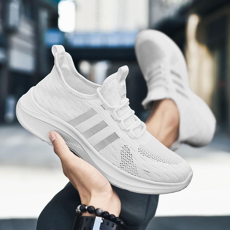 Extra Large Size Fly-woven Sports and Leisure Shoes Men's Summer New Mesh Breathable Running Shoes Travel Men's Trendy Shoes