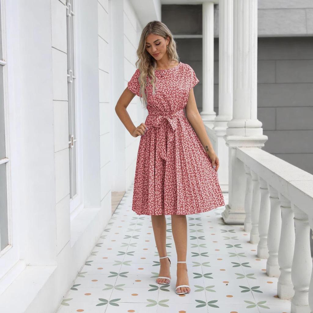 2025 European & American Summer Floral Lace Dress - Casual Short-Sleeved Pleated Skirt