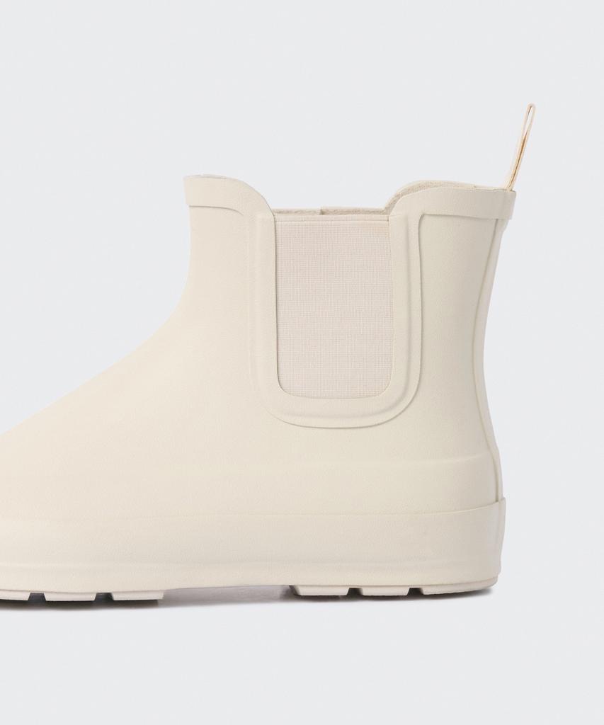 Musinsa Standard Shift Chelsea Rain Boots [Cream]