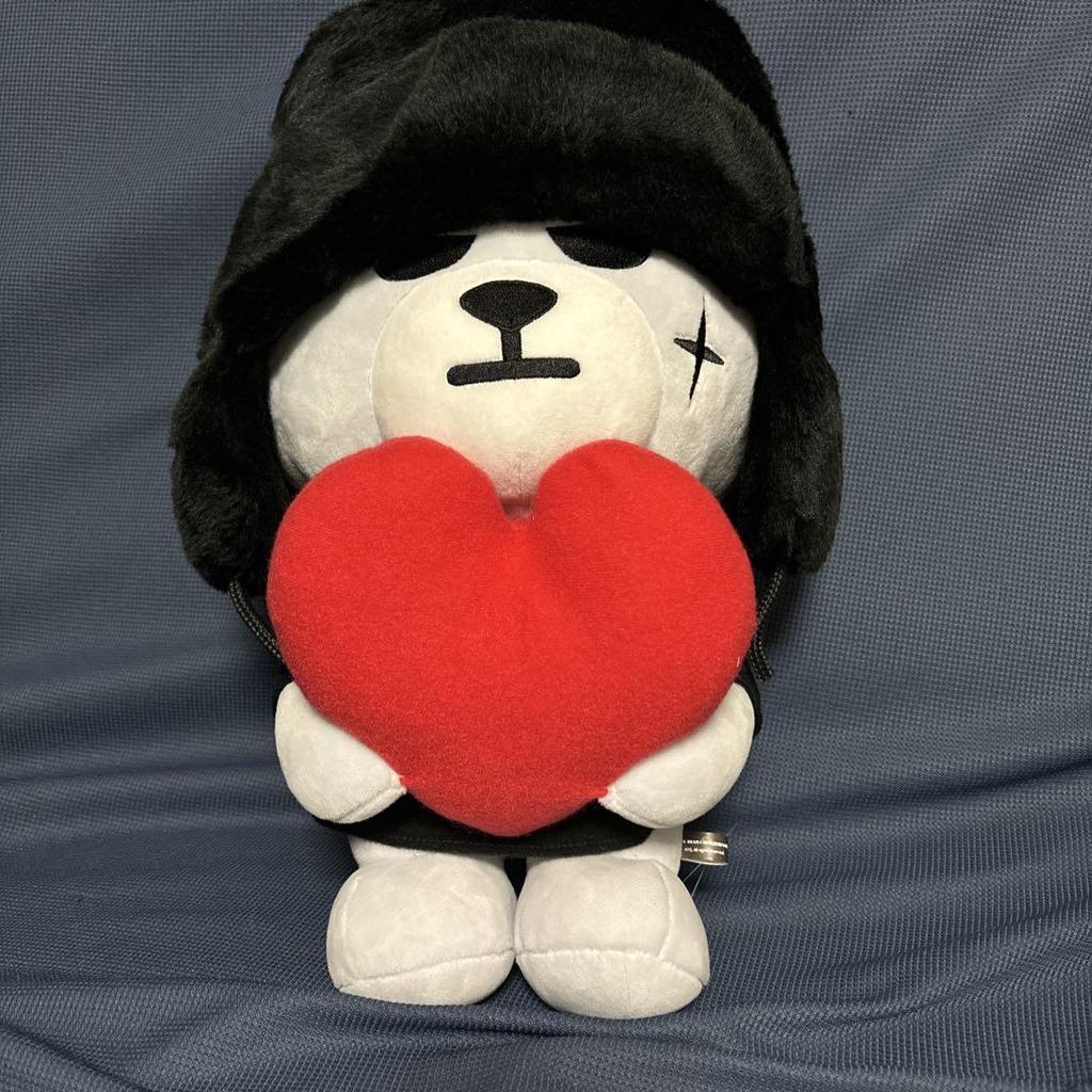 [USED] G-DRAGON Heart Hug Big Size Plush Toy