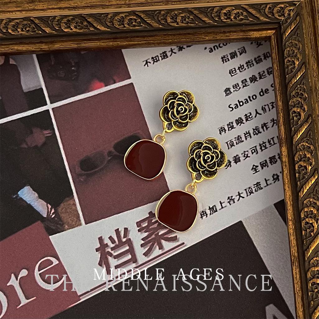 Boucles d'oreilles pendantes vintage en émail rouge bordeaux - Clous de style rétro français