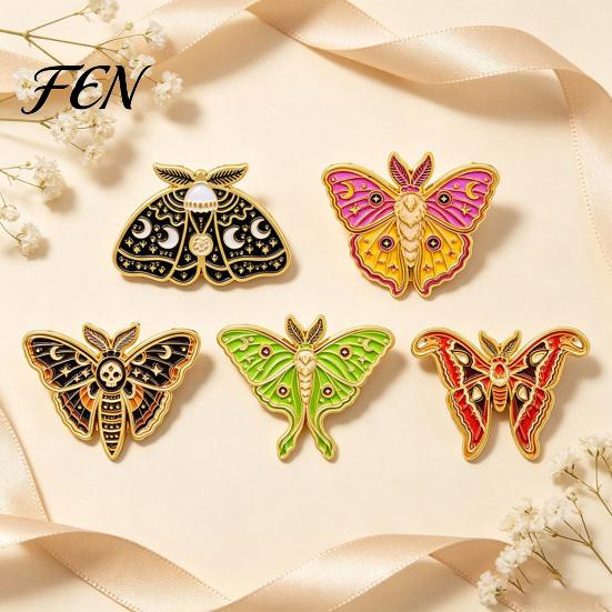 Enamel Lapel Pin Vintage Moth Brooch, Cartoon Insect Alloy Pin, Men Lightweight Clothes Women Jewelry Accessories for Suit Dress Coat Scarf