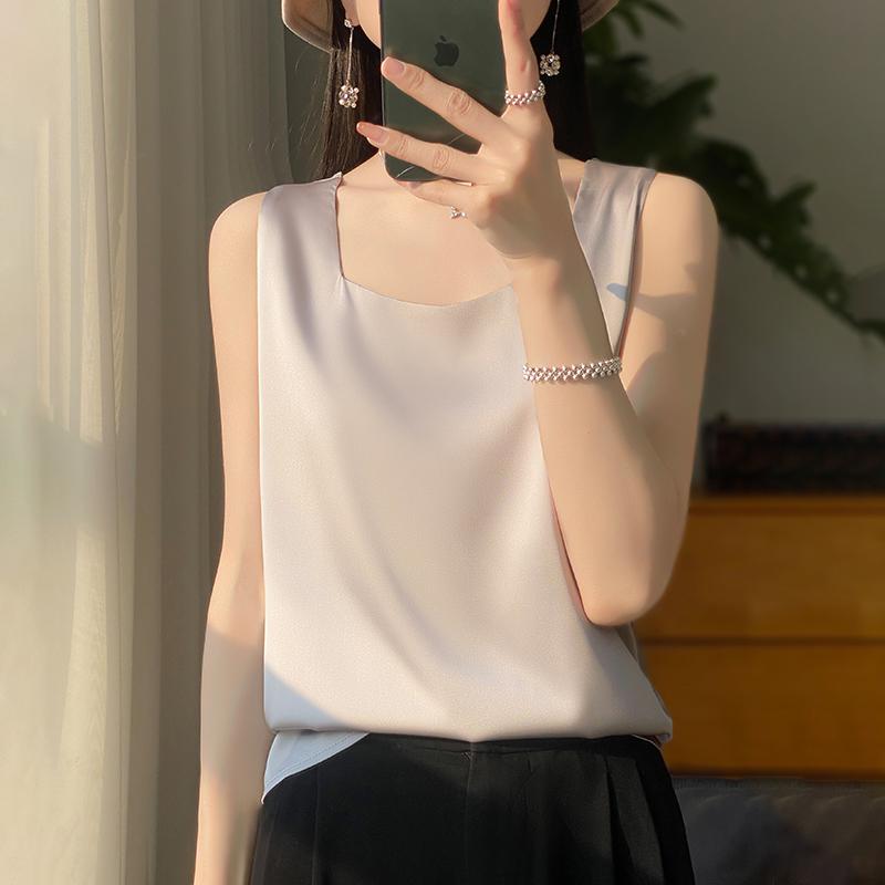 

Женская летняя атласная шелковая майка на V-образном вырезе - Свободная, без рукавов, шелковистая текстура 3XL серебряный серый