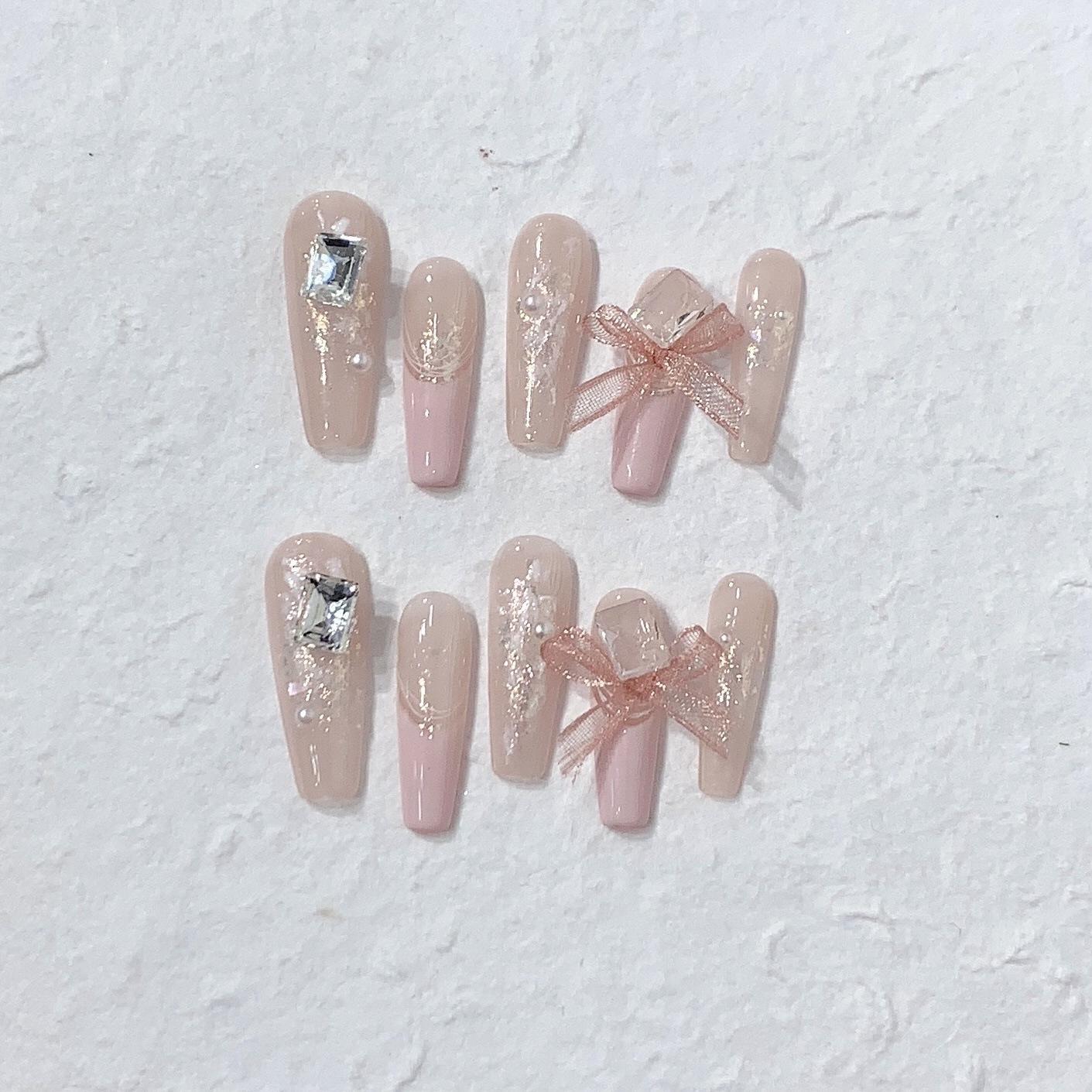 

Сладкий весенний девчачий бант гипсовая форма L