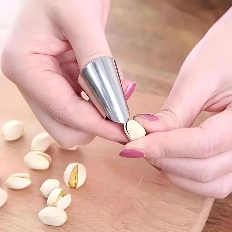 

1pc, Planting Supplies & Tools Set: Peeling Armor, Finger Picking Device, Vegetable Cutter, Hand Guard, Iron Nail Sheller Garden