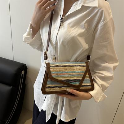 Hot-selling Women's Bags, High-end Fashion and Simple Woven Small Square Bags, the New Trendy Casual Shoulder Messenger Bags of the Season