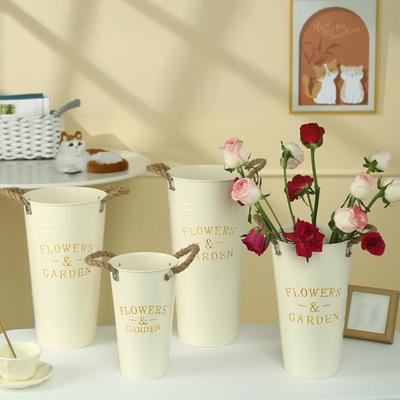 Deep Bucket Vase Galvanized Iron Flower Bucket with Rope Handles Retro Farmhouse Vase for Home Flower Arrangement