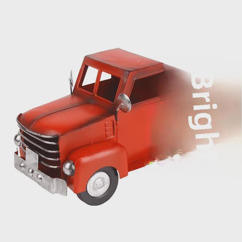 Hot-Selling Classic Christmas Pickup Truck Iron Decoration Model