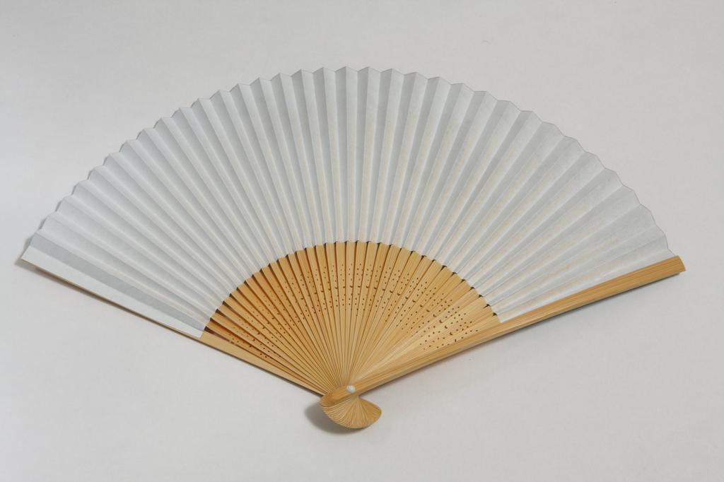Folding Owl Design for Good Fortune and Made by Kyoto Comes with Fan Case and Paper Box [Hasegawa] Men's Fan, Wealth, Craftsmen,
