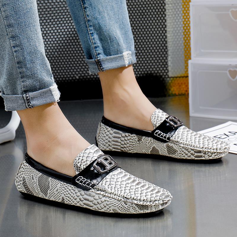 Fashion 2024Spring Summer Men's Loafers Comfortable Flats Casual Shoes for Men Breathable Moccasins Slip-On Soft Leather Driving Shoes