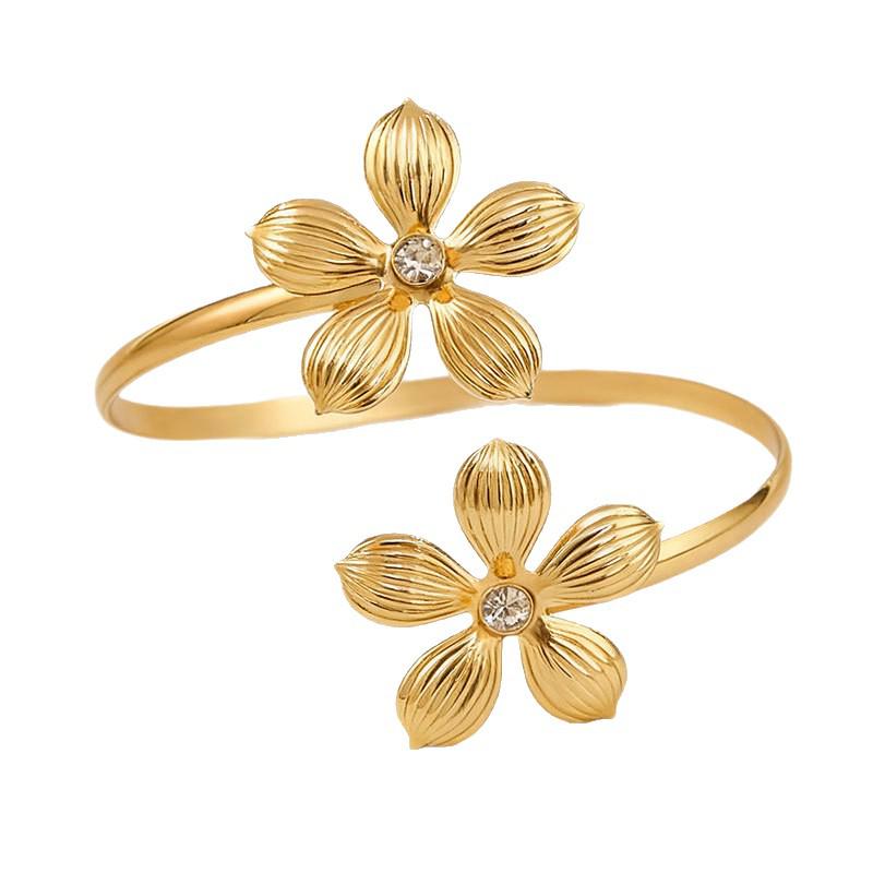 Adjustable Metallic Flower Arm Ring - Statement Jewelry for Fashion Performances