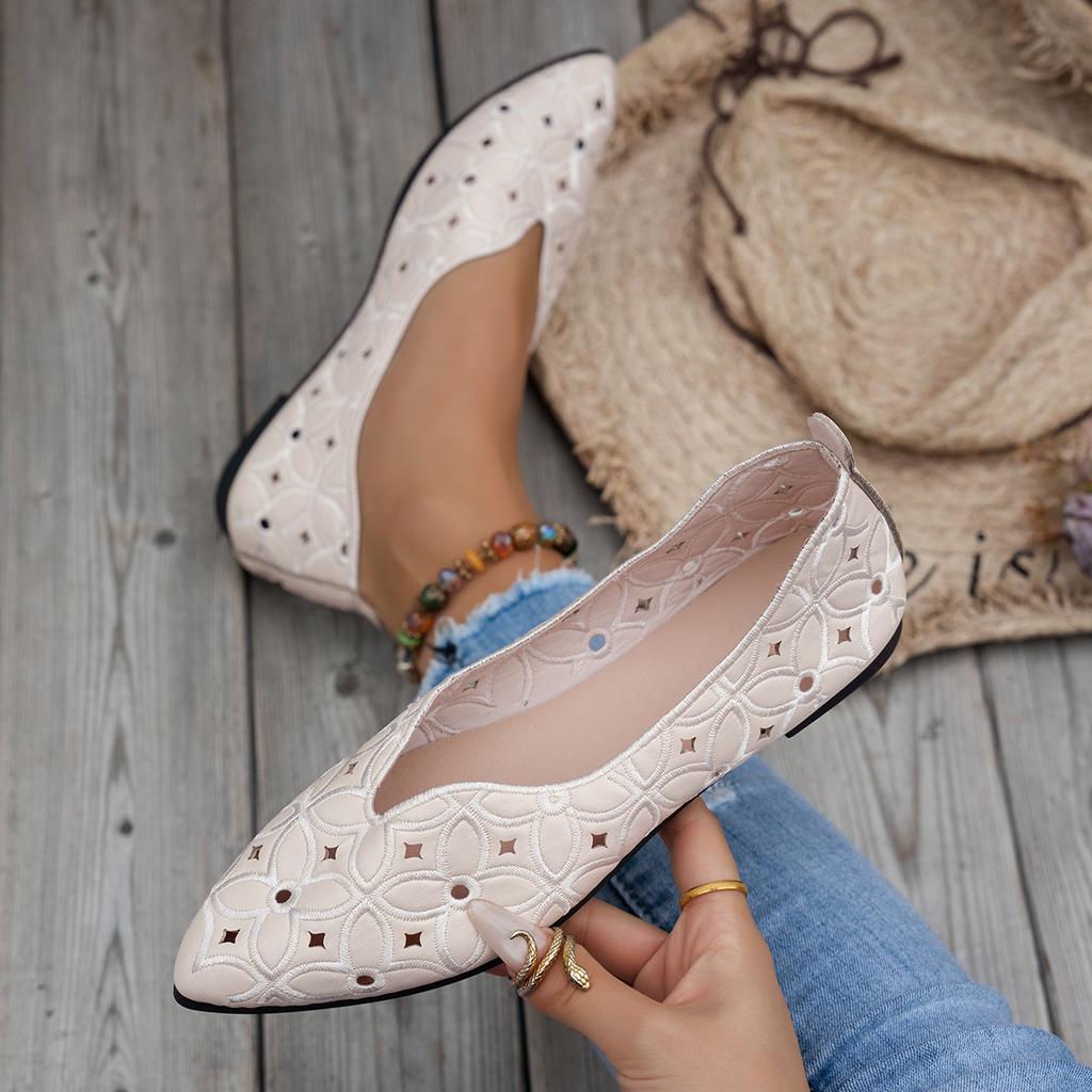 Summer Fashion Women Hollow Soft Bottom Casual Shoes Leisure Women's Ox Tendon Flats Breathable Sneakers