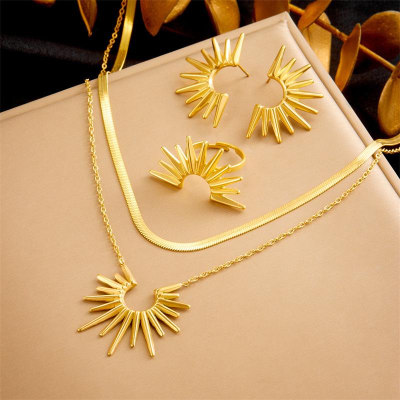 Sunburst Jewelry Set Necklace Earrings Ring Stainless Steel золотой