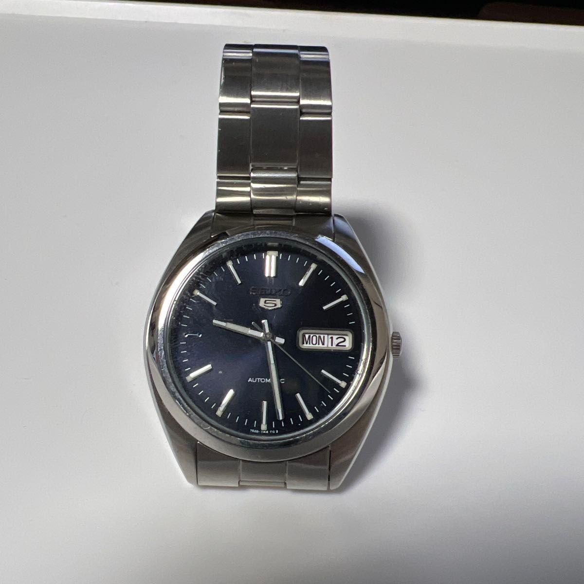 SEIKO 5 AUTOMATIC Seiko 5 automatic watch black dial