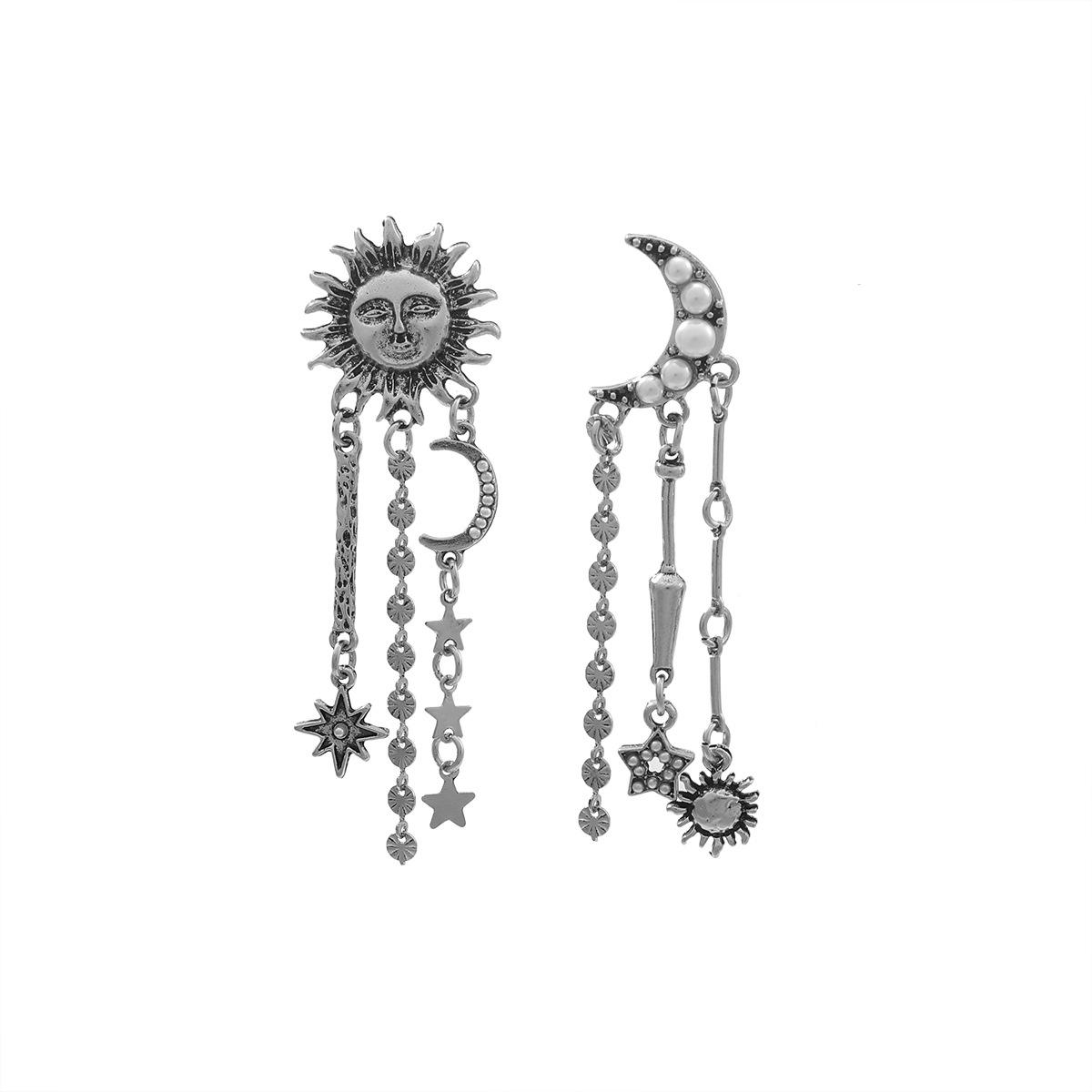 

Exaggerated Sun Moon Asymmetrical Tassel Earrings for Women, Fashionable, Simple, Personalized, Long Style срібний