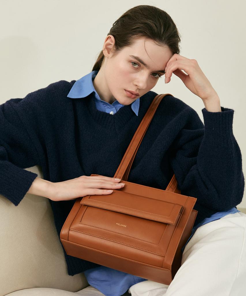 Mclanee 571 Barco Shoulder Bag