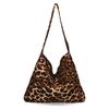 Niche high-end messenger leopard print bucket bag women's spring and summer new retro fashion shoulder bag