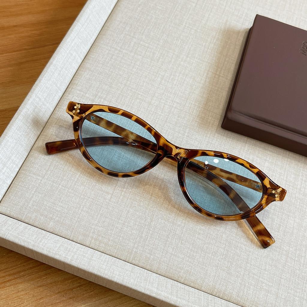 Personalized retro tortoiseshell small frame cat eye sunglasses oval sunglasses men and women couples travel glasses eye protection vacation