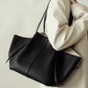 New Trendy Versatile Tote Bag Handheld Commuter Bag Large Capacity Women's Bag Underarm Bag