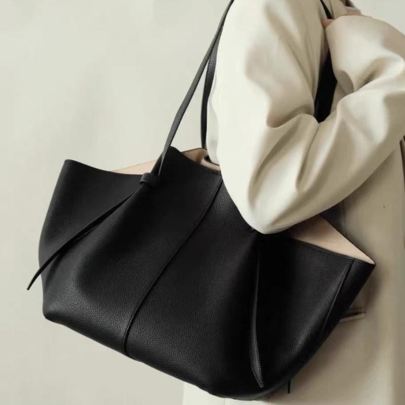 New Trendy Versatile Tote Bag Handheld Commuter Bag Large Capacity Women's Bag Underarm Bag